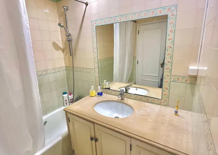 Mike House Апартаменты Кошта-да-Капарика