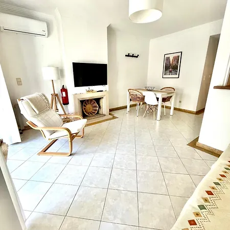 Mike House Apartment *